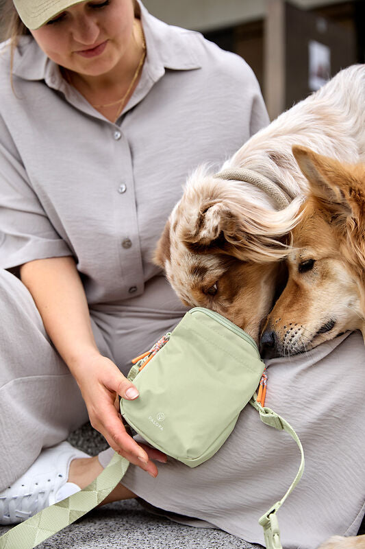 PALOPA - Leckerlibeutel Greta, pale khaki