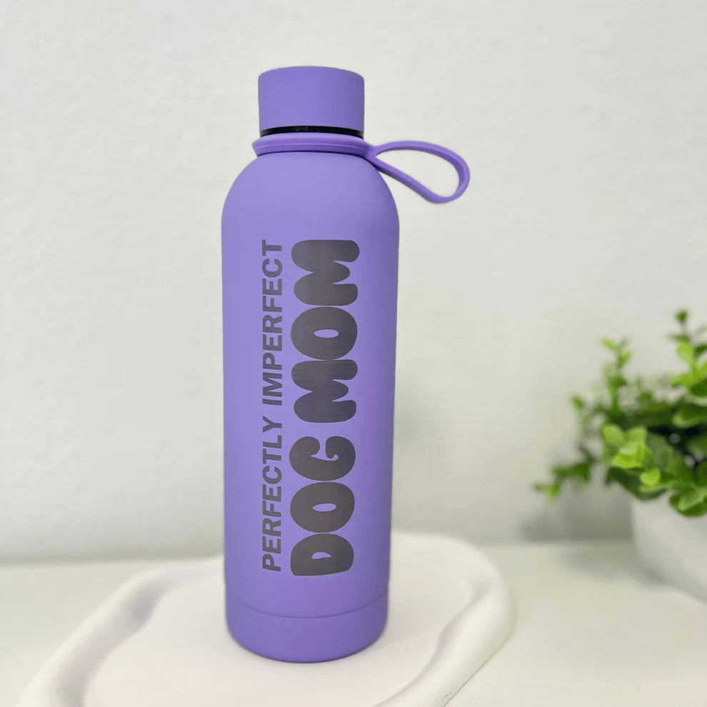 FELLEVER & PAWAYS Trinkflasche - Perfectly Imperfect Dog Mum, lila