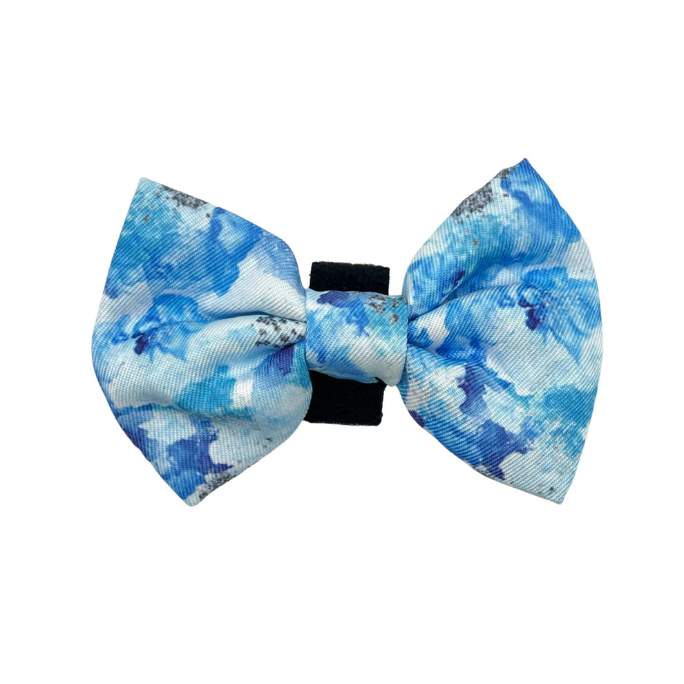 FELLEVER & PAWAYS Bowtie - In the Clouds