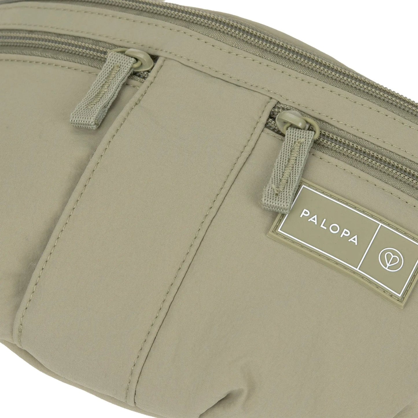 PALOPA - Leckerlibeutel Emma, Crinkled, pale oliv