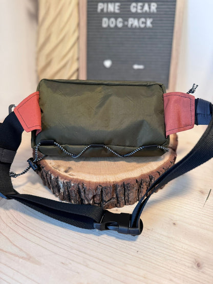 PINE GEAR - Dogpack dune red/olive