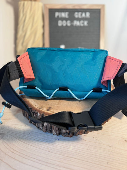 PINE GEAR - Dogpack coral/blue