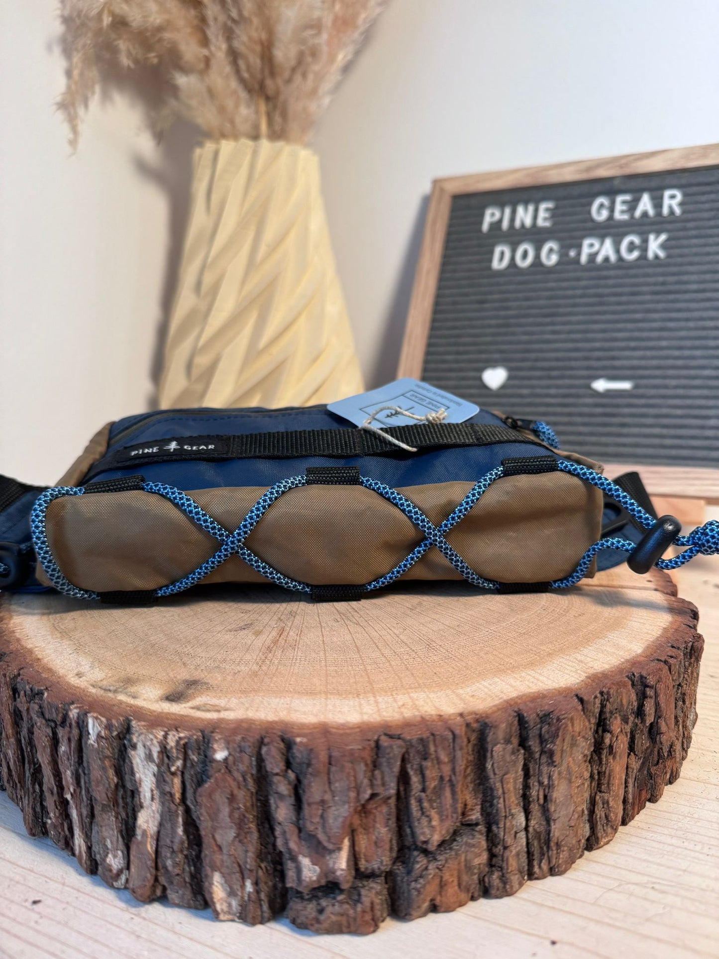 PINE GEAR - Dogpack blue/brown
