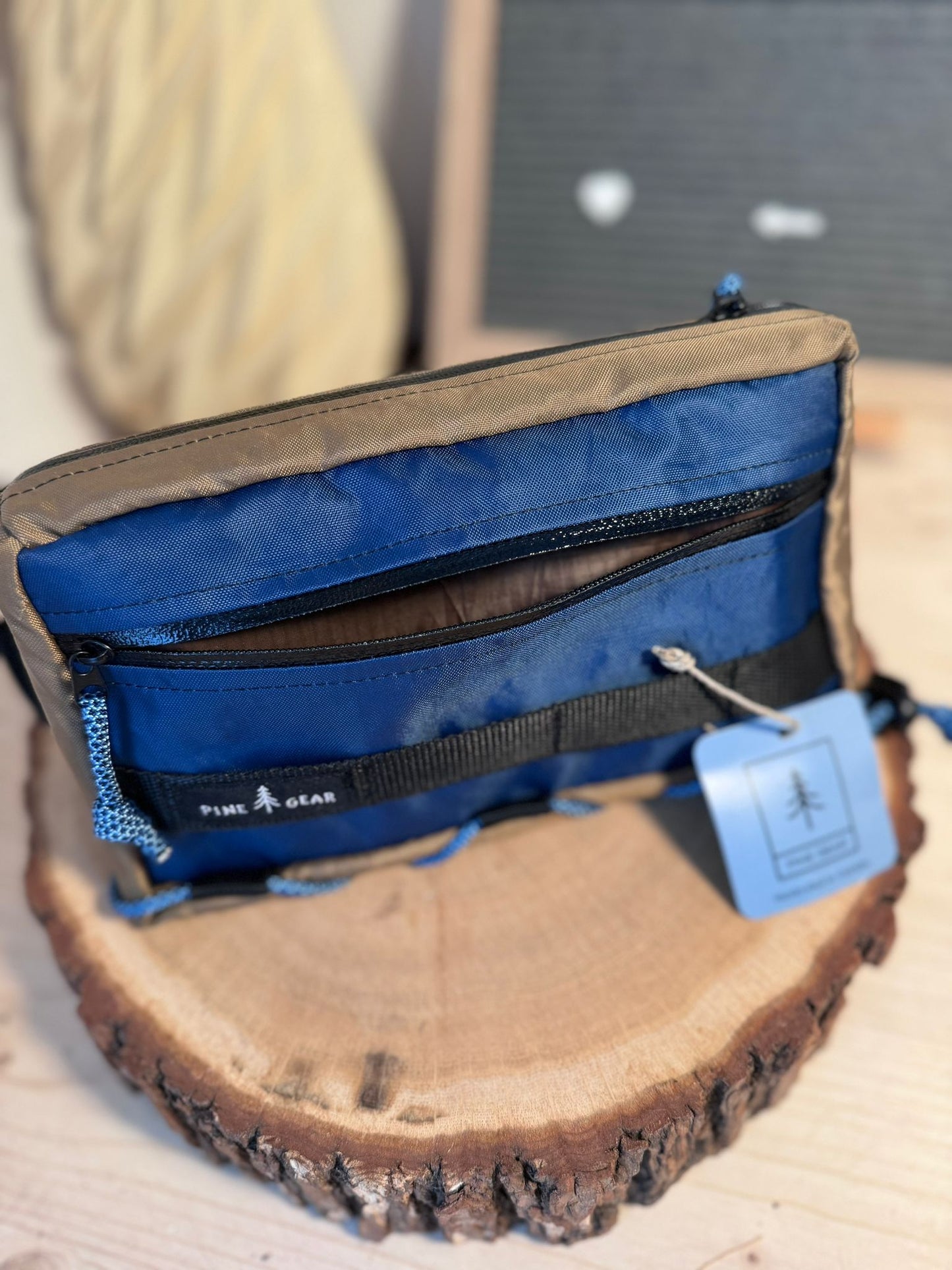 PINE GEAR - Dogpack blue/brown