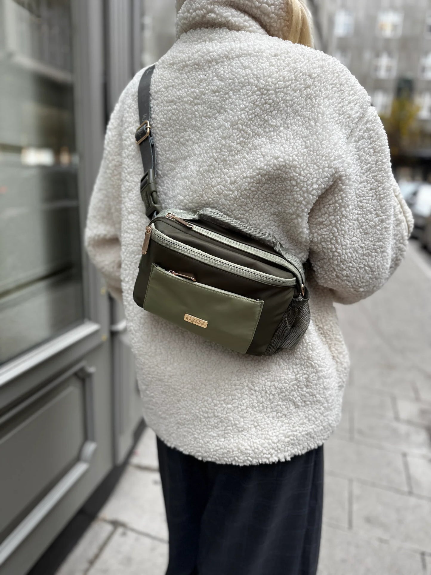 WUFFELLIEBE -ALL In Walking Bag, olive