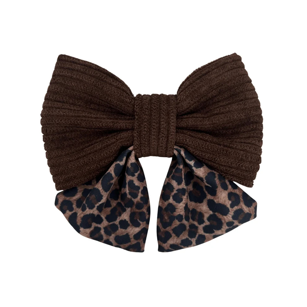 FELLEVER & PAWAYS Bowtie - Chocolate Leo